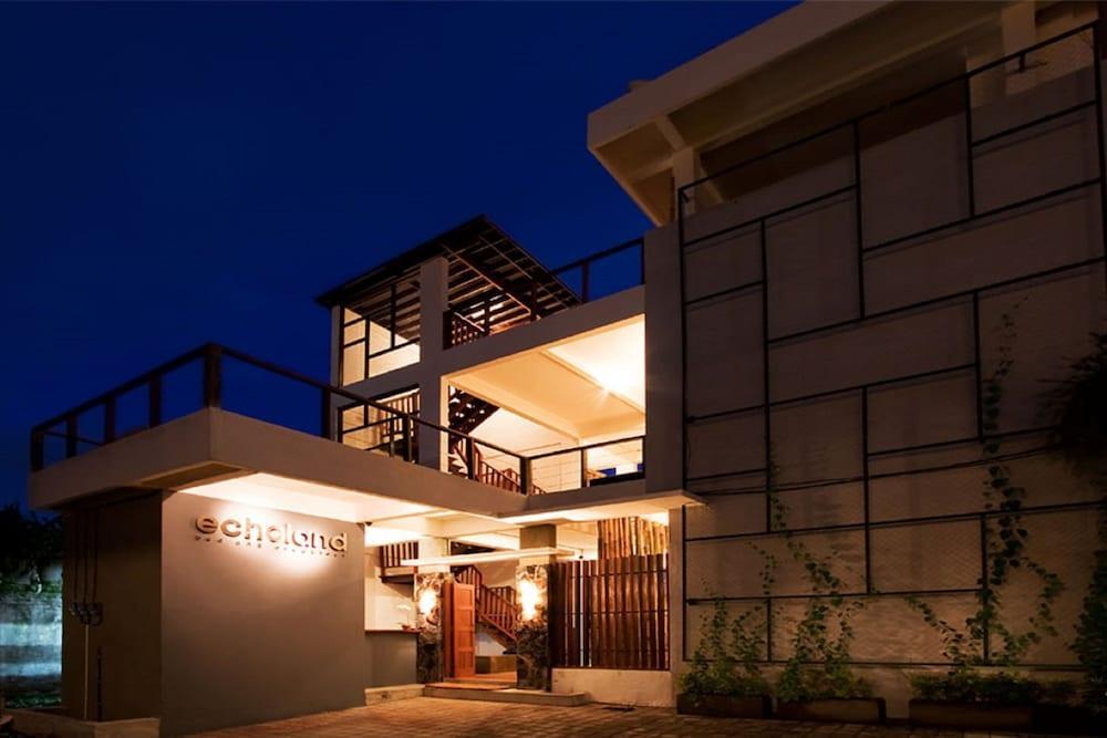 Echoland Boutique Bed And Breakfast เกอโรโบกัน ภายนอก รูปภาพ